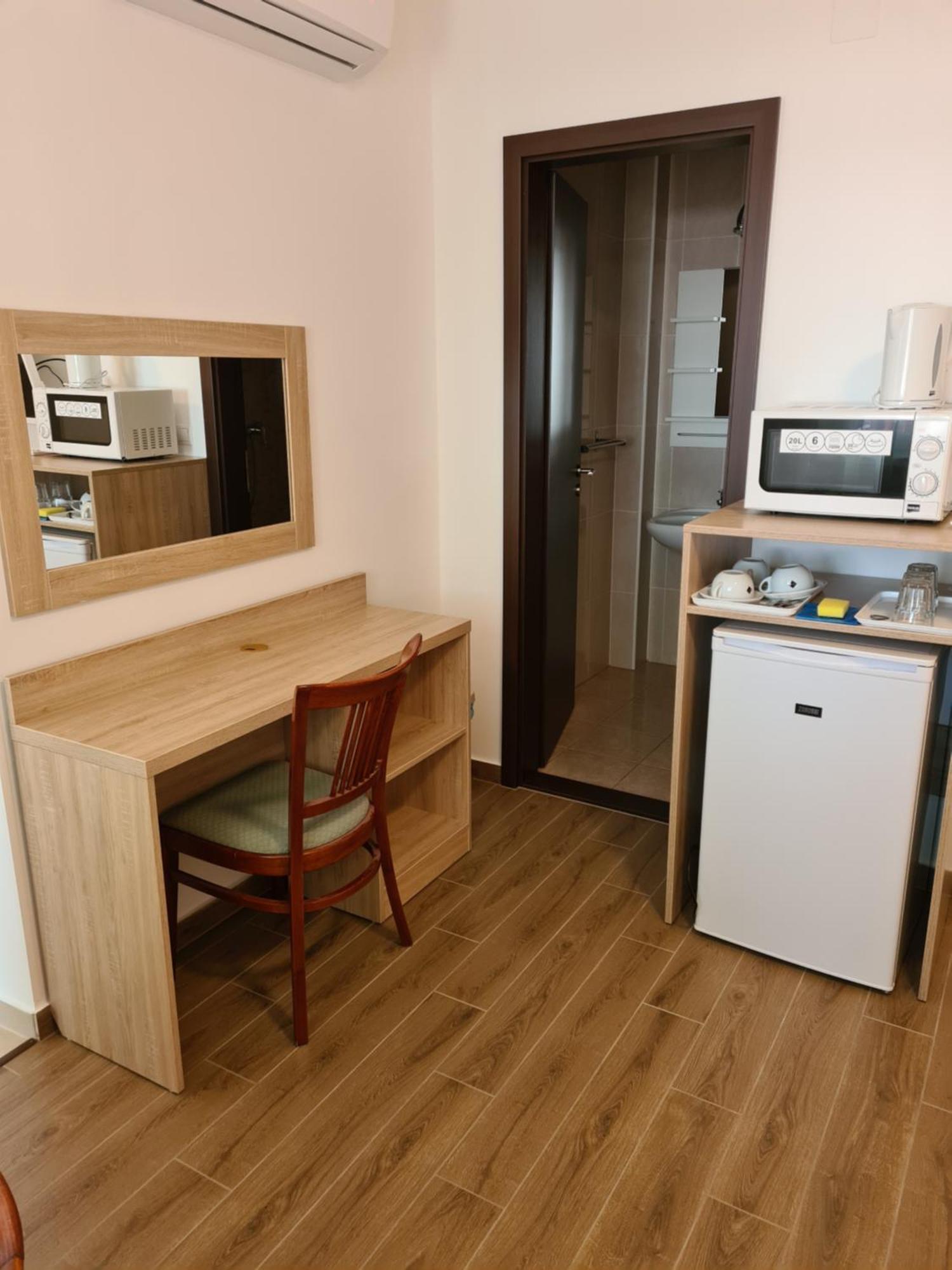 Tancsics Vendeghaz Hotel Siofok Room photo